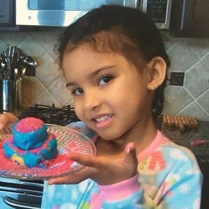 Meet your Posher, Sophia